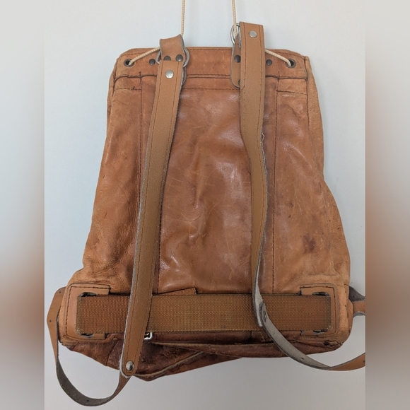Vintage Beckman Style Rucksack Brown Leather Backpack - Picture 2 of 16